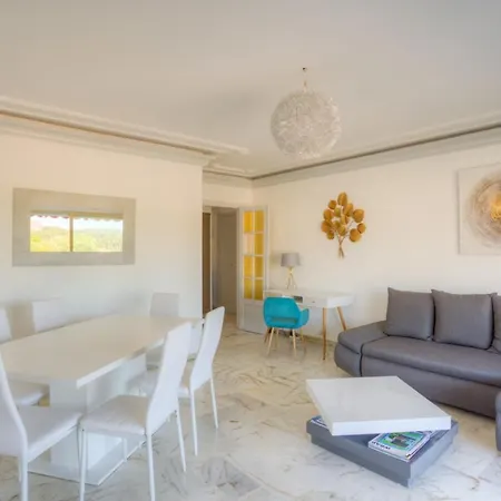 Velasquez Private