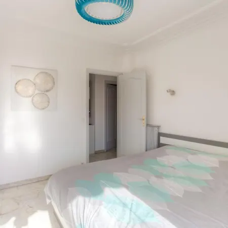 Velasquez Private * Cagnes-sur-Mer